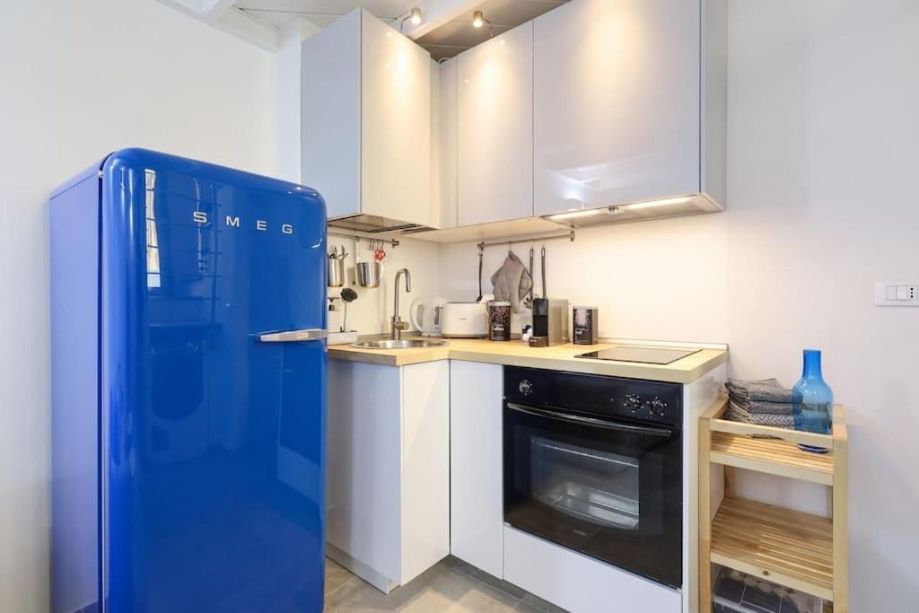 Cozy Loft Navigli, Close To Duomo And Bocconi - Italy Flat Vacation Milan Exterior photo