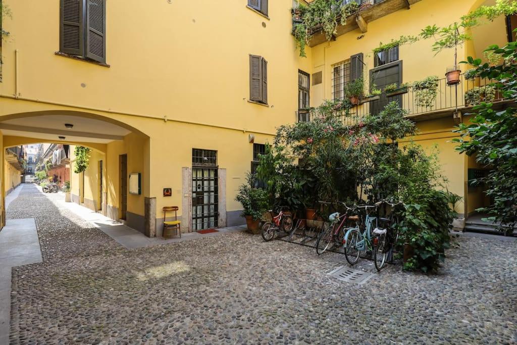 Cozy Loft Navigli, Close To Duomo And Bocconi - Italy Flat Vacation Milan Exterior photo